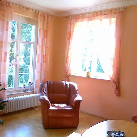 Apartament Haus Sabine - Ferienwohnung Mine Heringsdorf